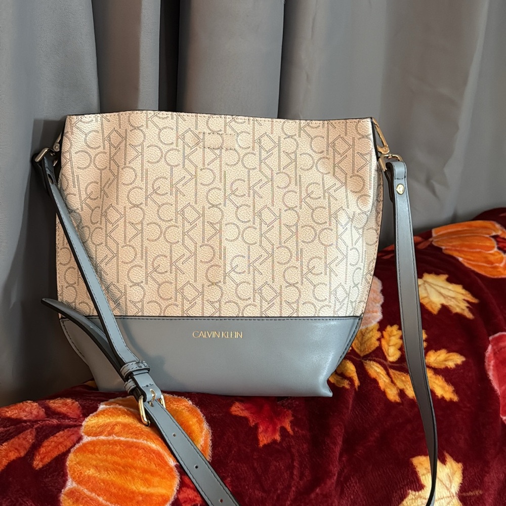 Calvin Klein White and Light Blue Crossbody Bag